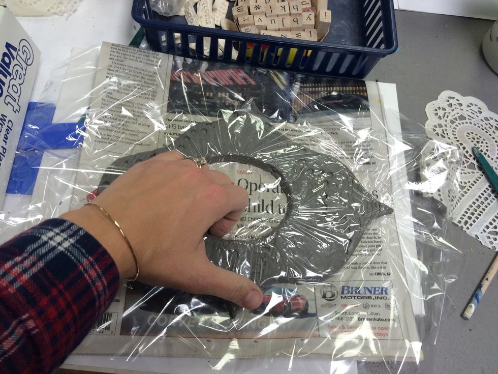 If working for more than one day, place on cellophane and cover with cellophane as well. If you are done, let it dry.