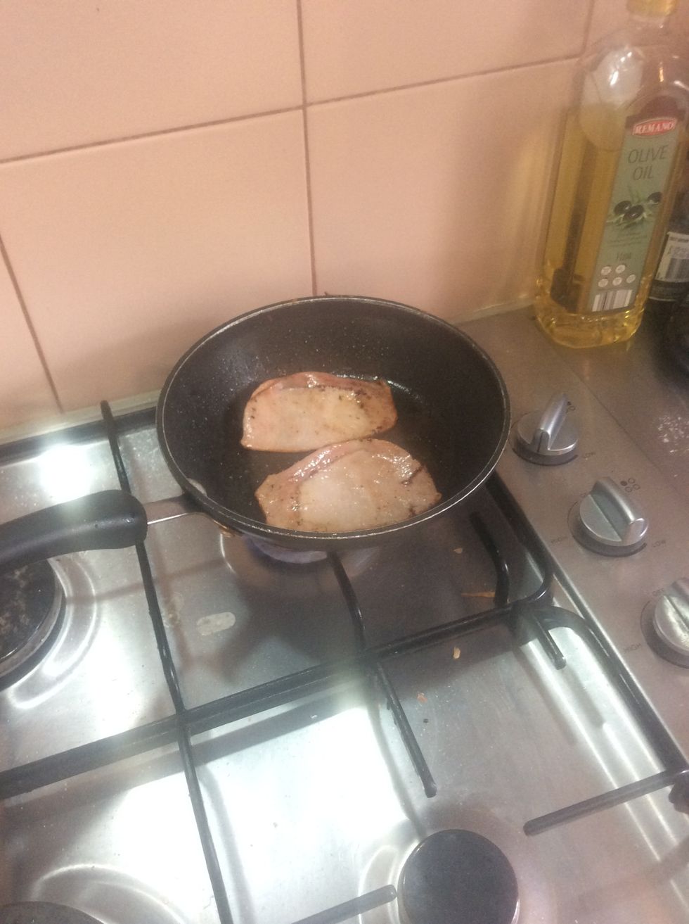 If you are using bacon as your filling you will need to cook it & cut it up!