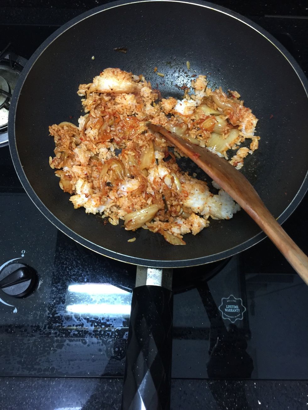 If you are using cold leftover rice (like me), make sure you mix it until there are no cold lumps of rice and all the rice is warmed up.