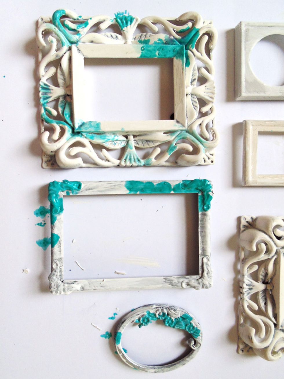 If you'd like to add some variation, splosh a bit of turquoise paint on there too...