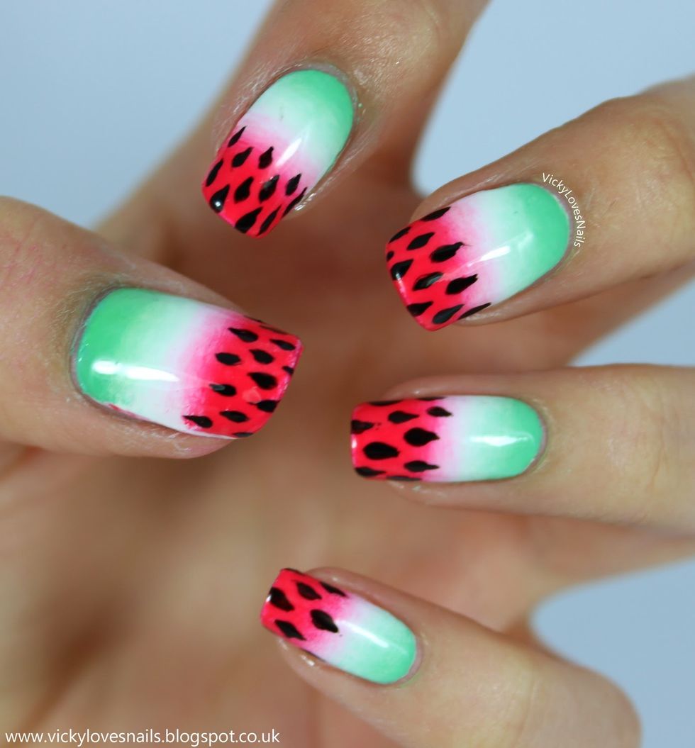 If you don't have a detail brush use the end of a paint brush. Have fun doing theses fab nails:)) <3 Loza!