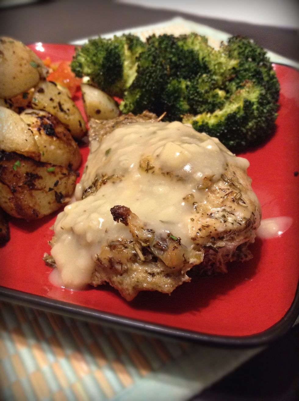 If you enjoyed this guide check out the whole meal! Roasted chicken with basting sauce and lemon parmesan broccoli :)!!