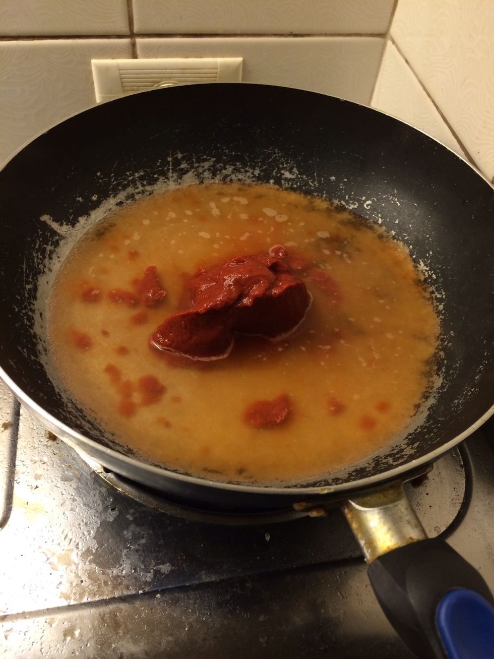 If you have tomato paste, mix with water and bring to a boil if you're using tomato sauce just bring to a boil no need to add water