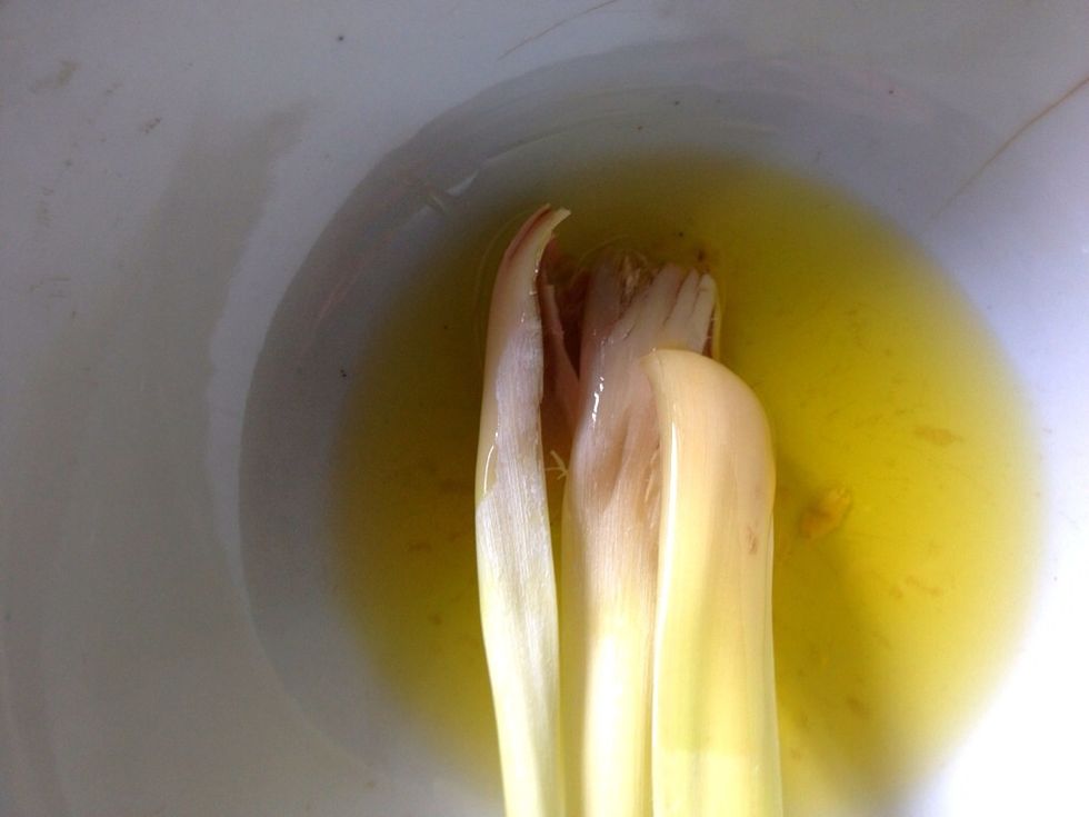 If you're ready to bake these patties, add in some extra virgin olive oil and put a bruised lemongrass. Let it sit for at least 10-15 mnts. The lemongrass aroma and flavor will infuse the olive oil