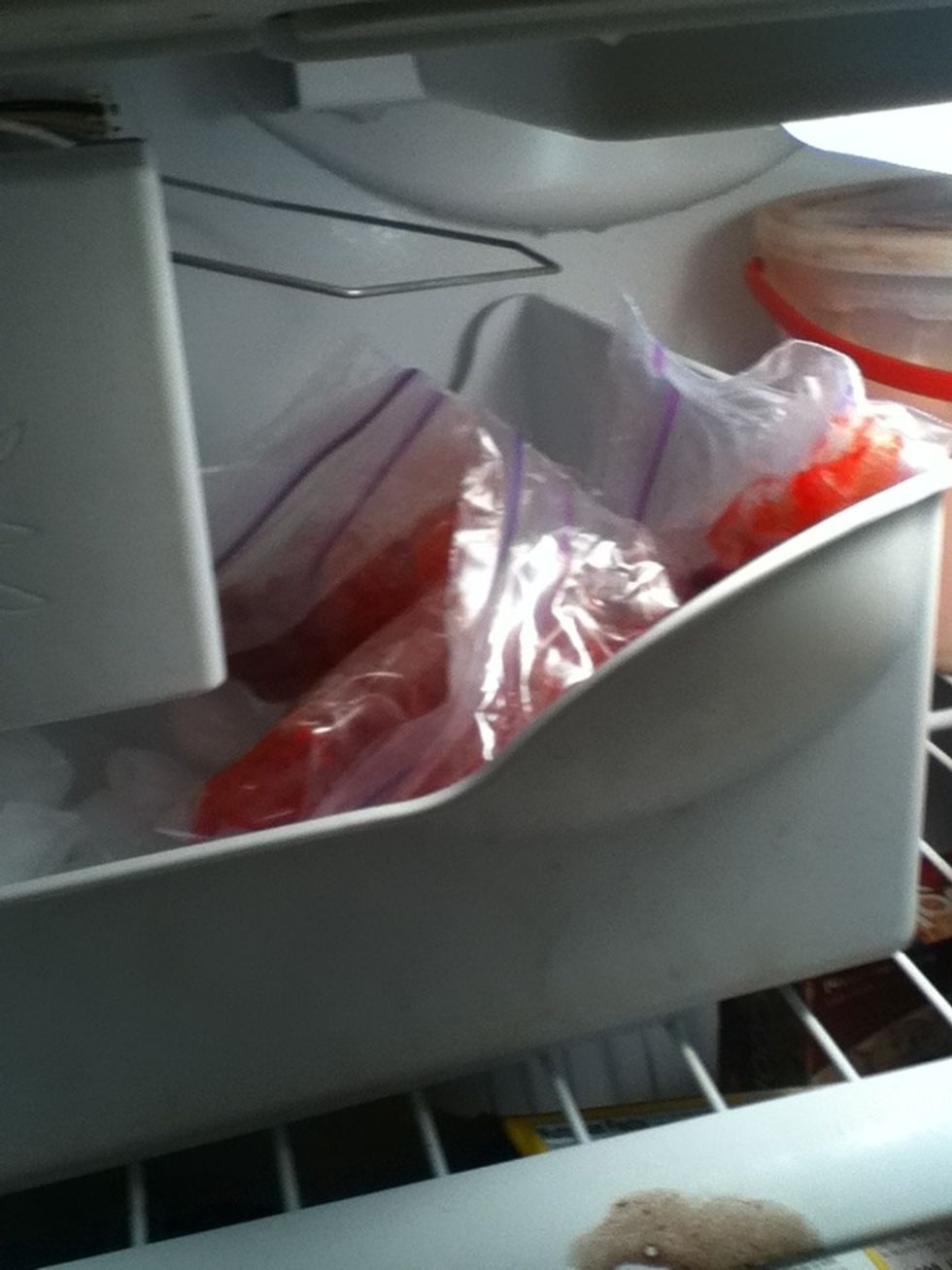 If you want (not needed) put the Kool-Aid Gummy worms in the freezer for about 5-7 minutes long