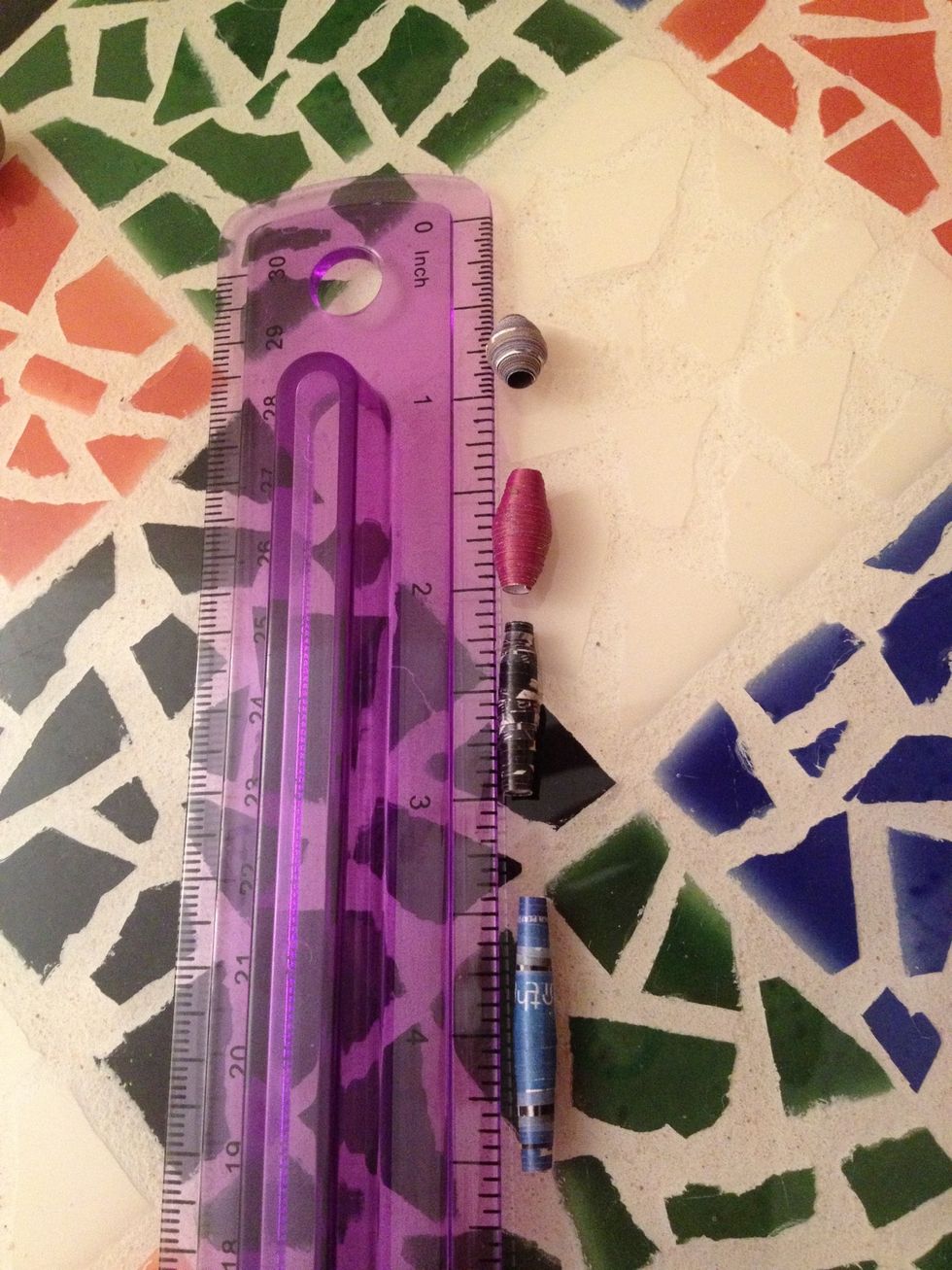 If you want short & round beads, make your measurements smaller (1/4 - 1/2 inch). If you want long & thin beads, make your measurements wider (3/4 - 1 inch).