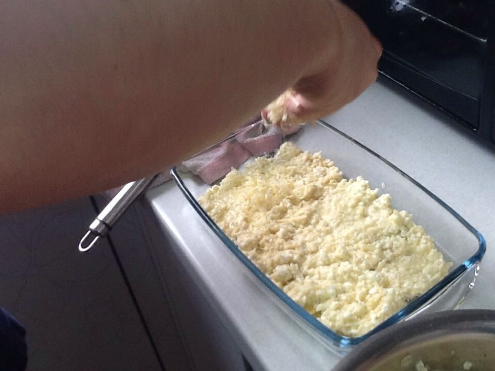 If you want,sprinkle more grated cheese on top.