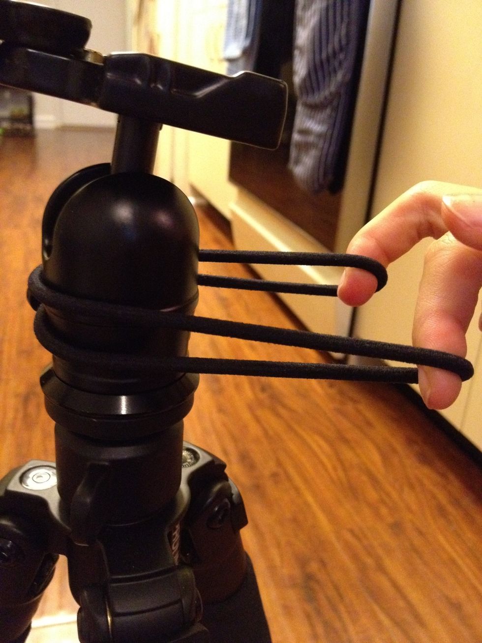 If your handle doesn't stick out, just put it around the head like this ^^