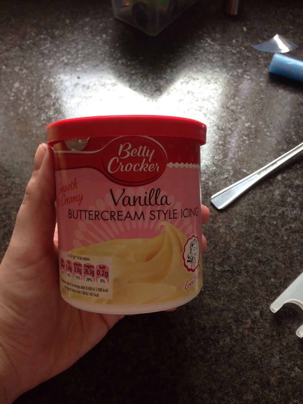 Im cheating, not making my own filling