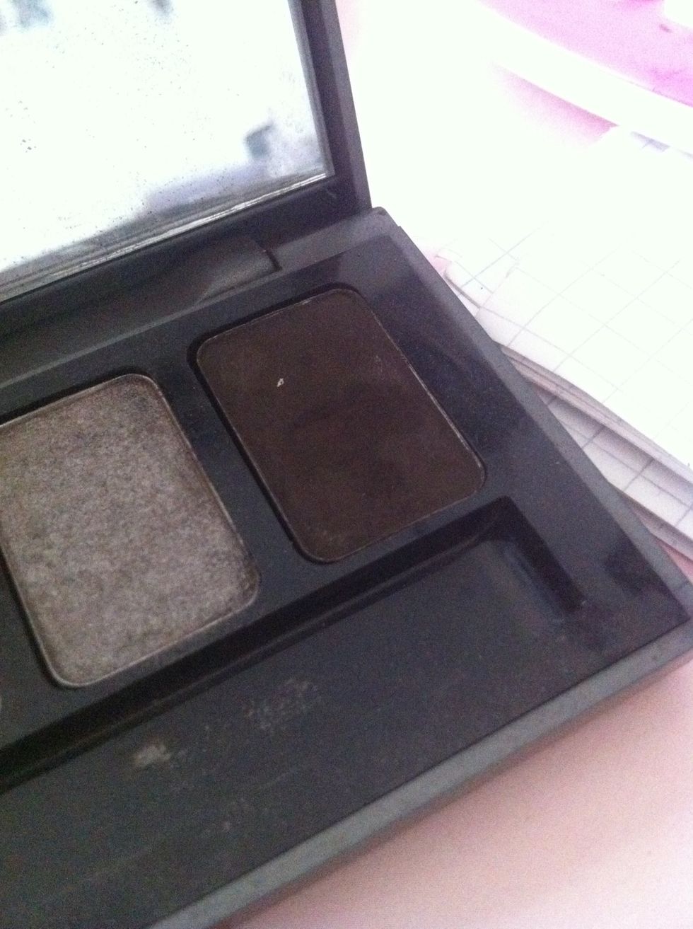 Im then using the darkest brown