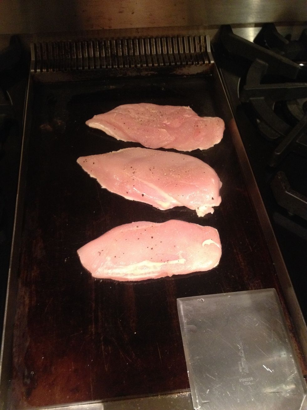 Im using a skillet, you can use a pan. Brown those breasts up. Add a lil oil first of course