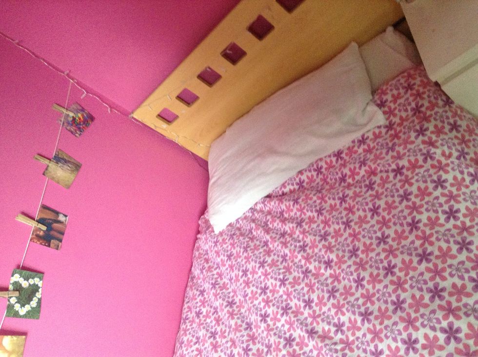 How to make your bed look really nice B+C Guides