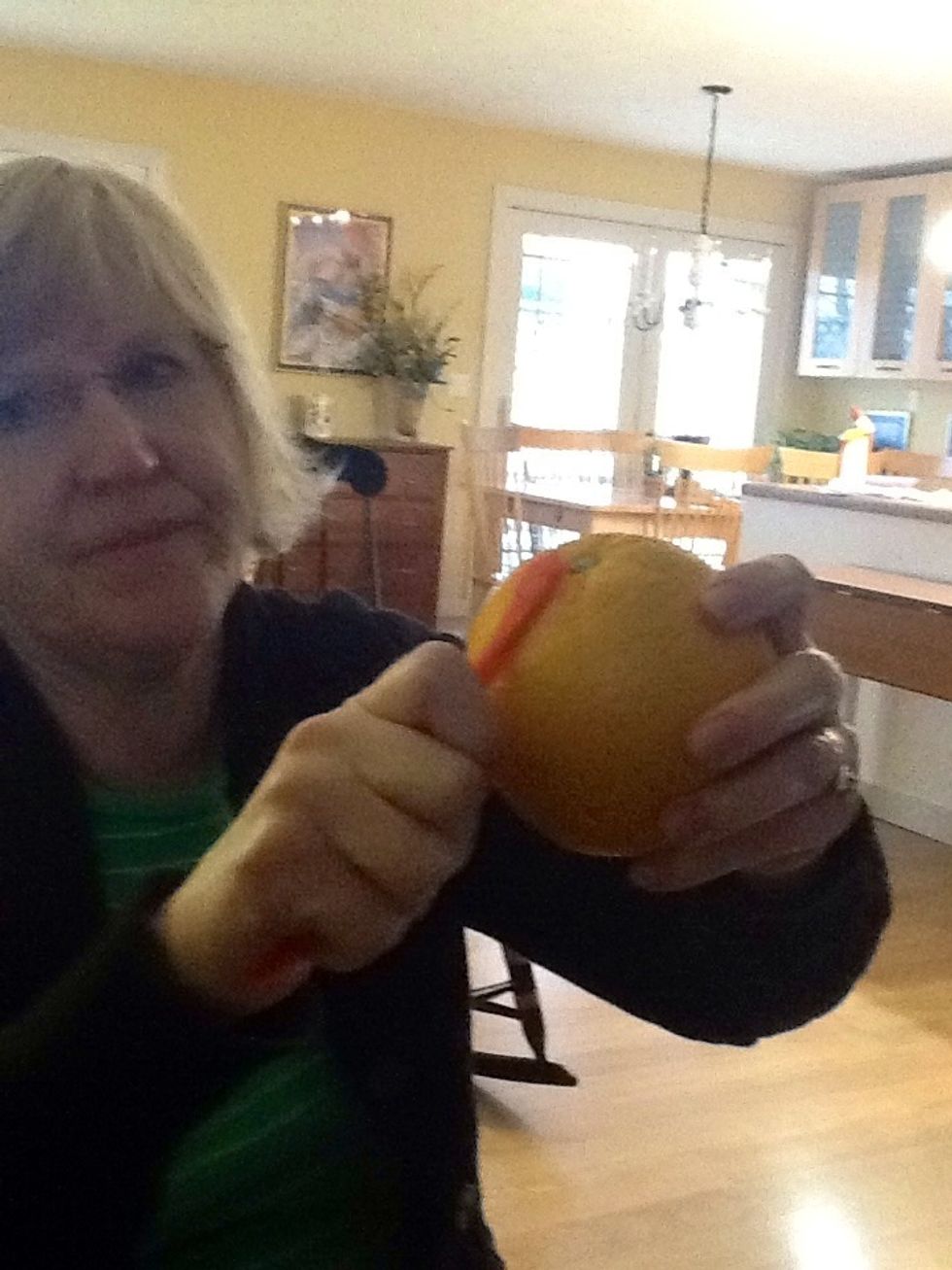 How to use a pampered chef orange peeler B+C Guides
