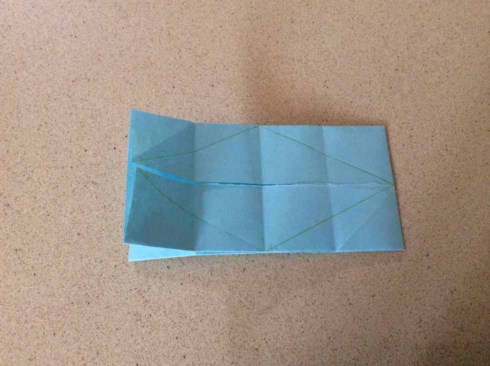 How to fold an origami hexaflexagon - B+C Guides