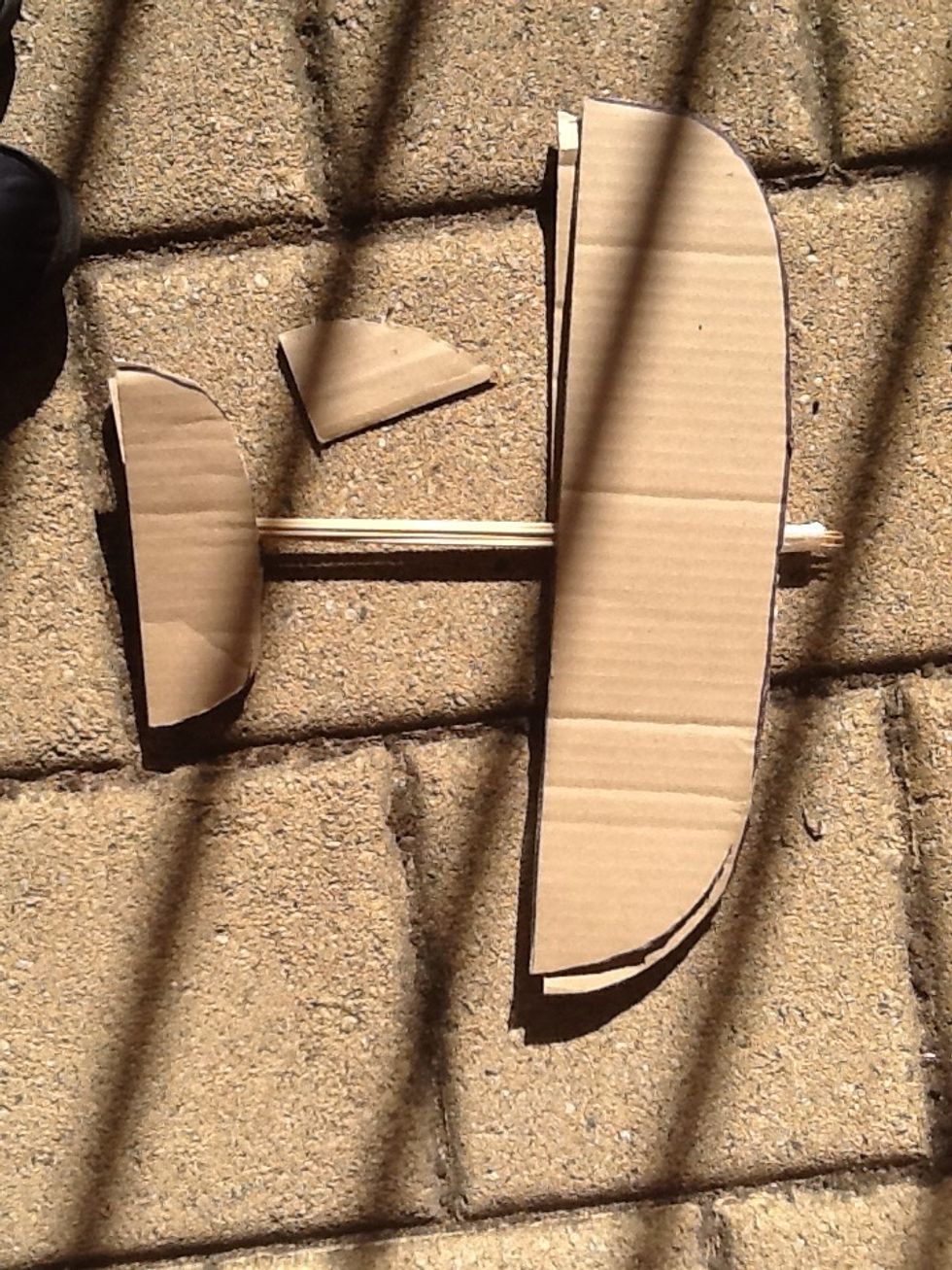 How to construct a cardboard glider B+C Guides