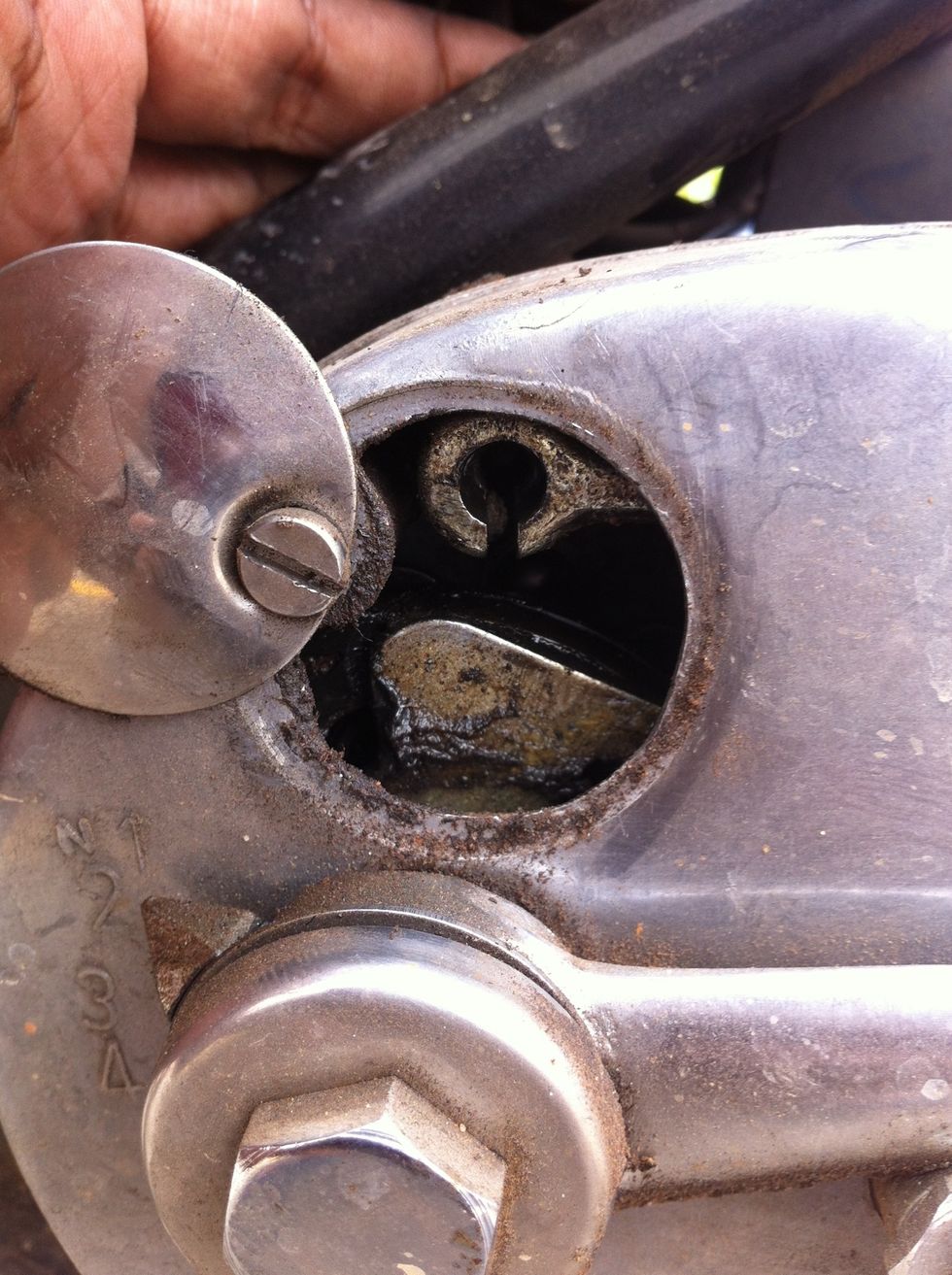 How to change clutch cable of royal enfield std 350 B+C Guides