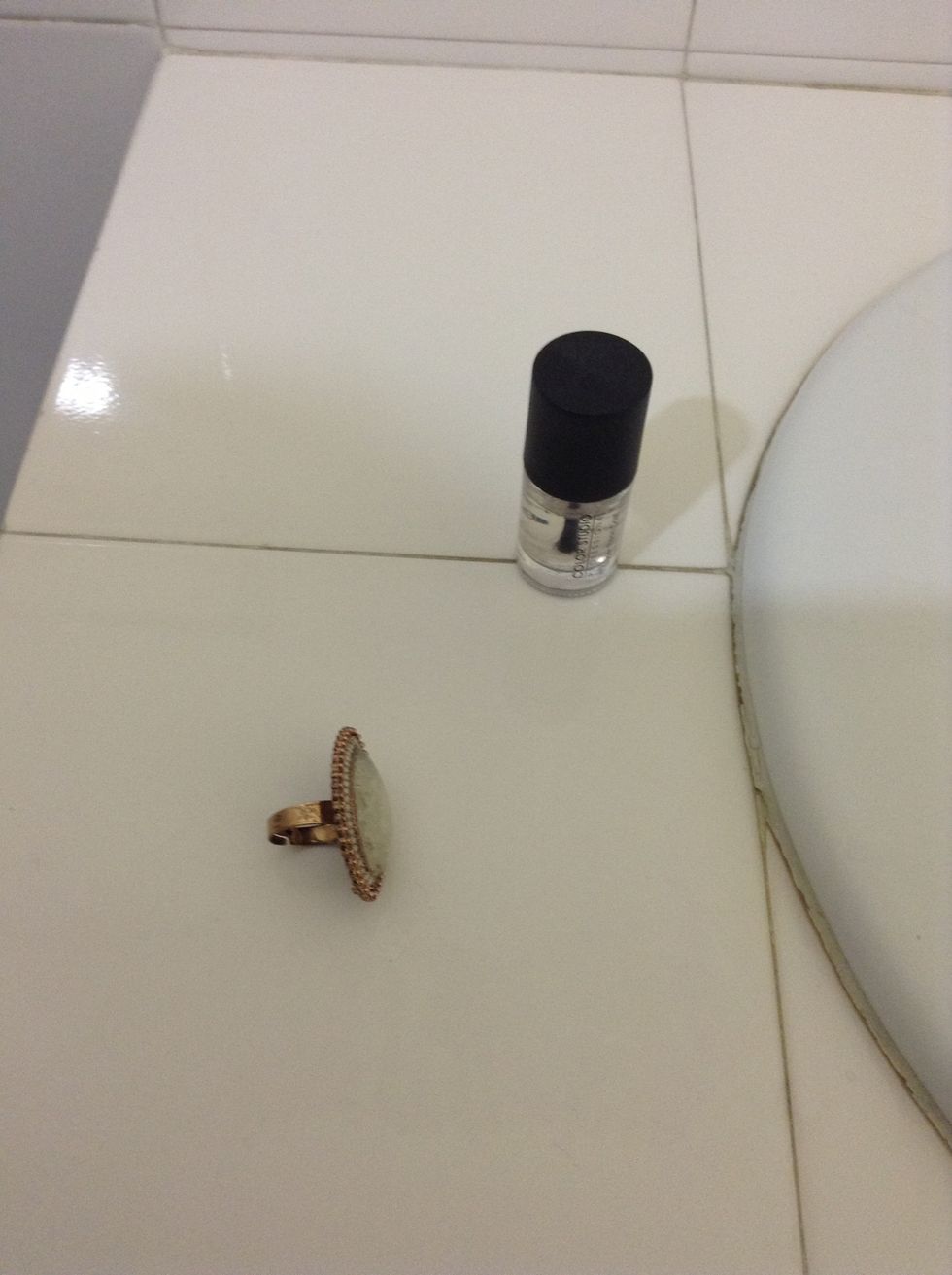 How to keep fake gold jewelry from fading B+C Guides