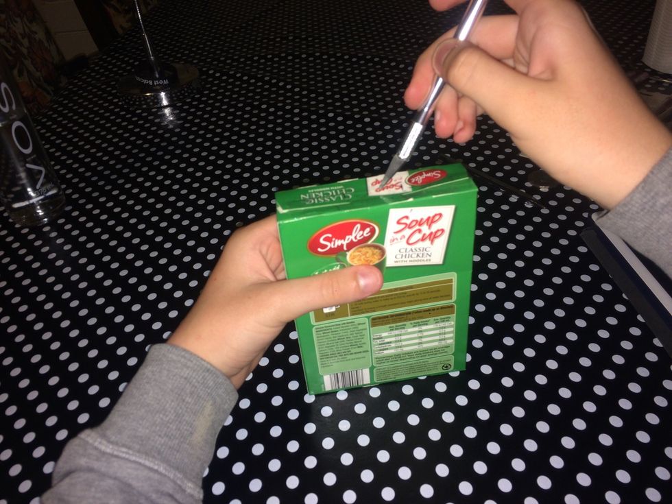 How to make your own diy money box B+C Guides