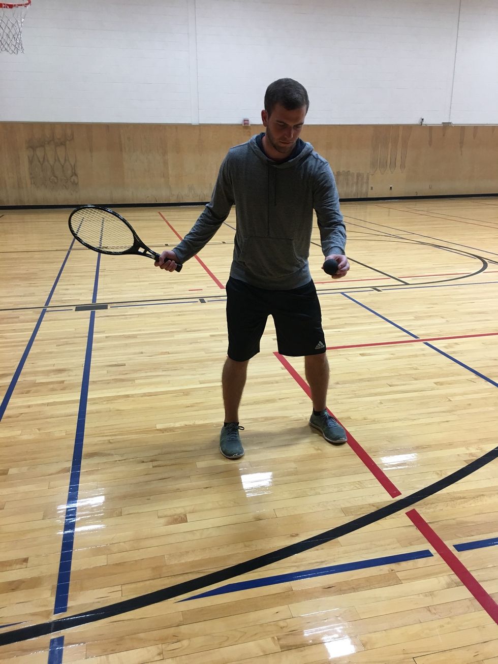 How to serve in racquetball B+C Guides