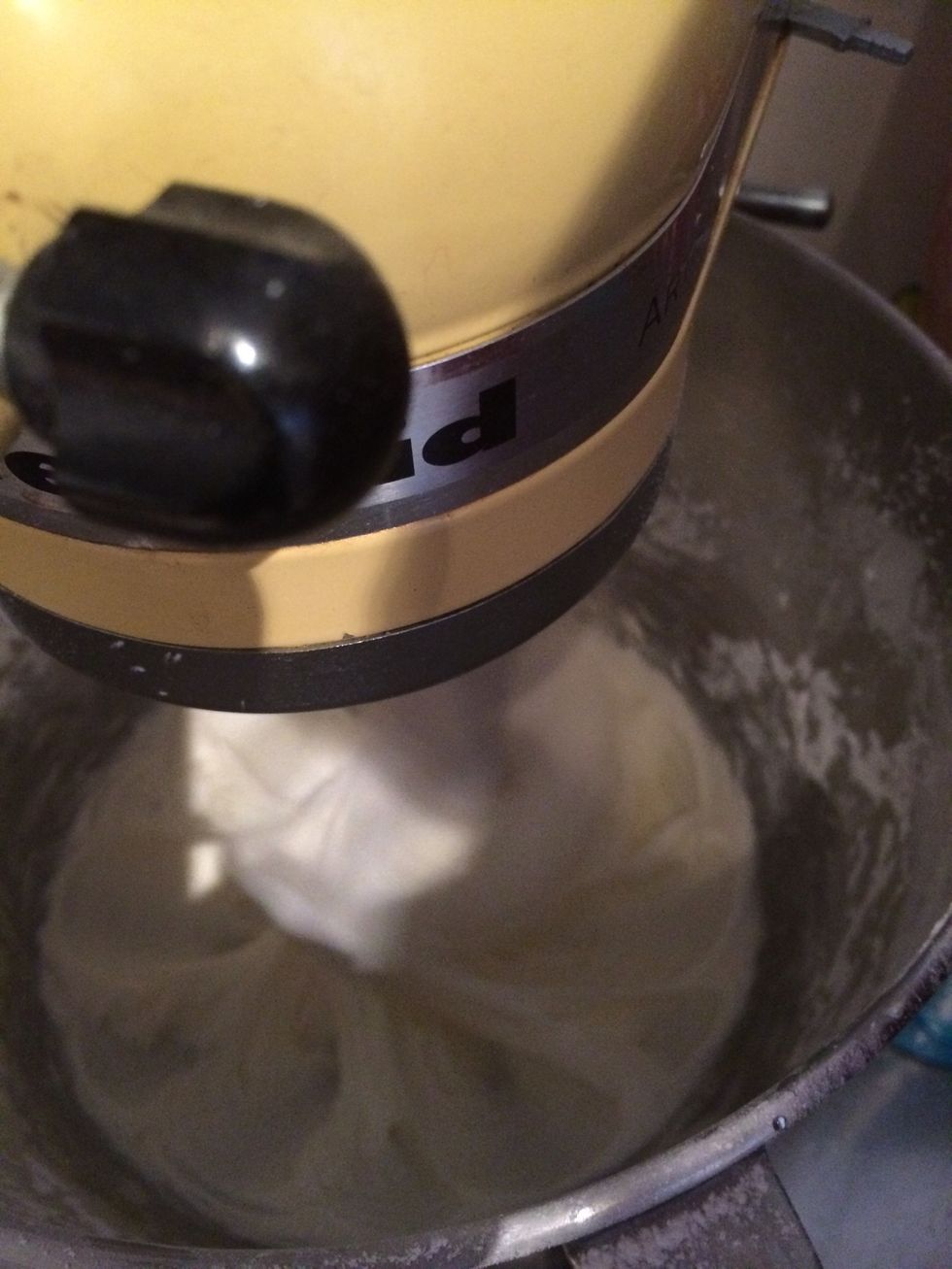 How to make the lightest sponge cake B+C Guides