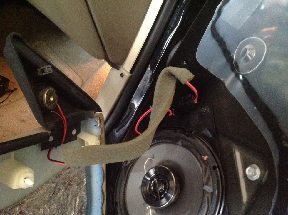 How to remove a car door panel B+C Guides