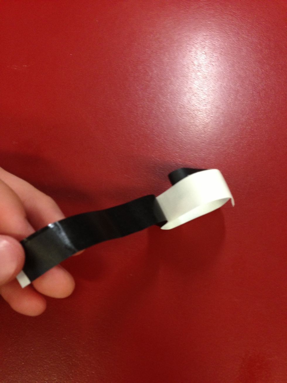 Tennis Racket Rewrap How to rewrap a tennis racket's grip - B+C Guides