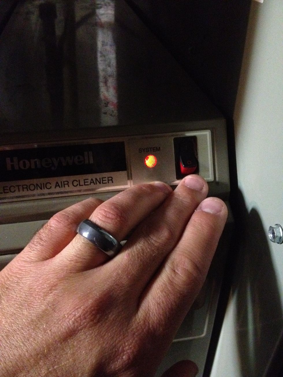 How to clean your electronic furnace filter B+C Guides