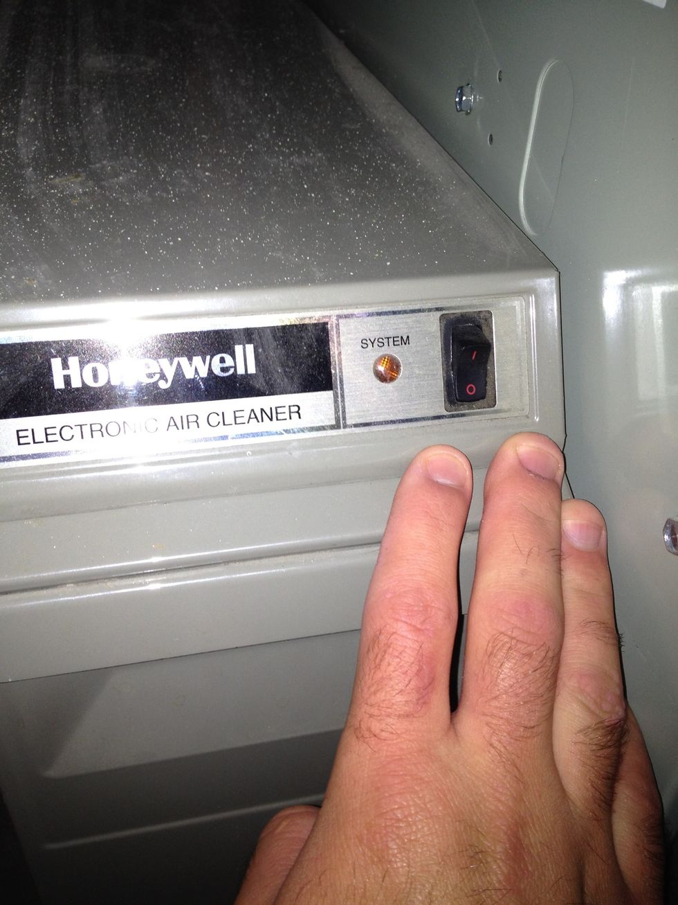 How to clean your electronic furnace filter B+C Guides