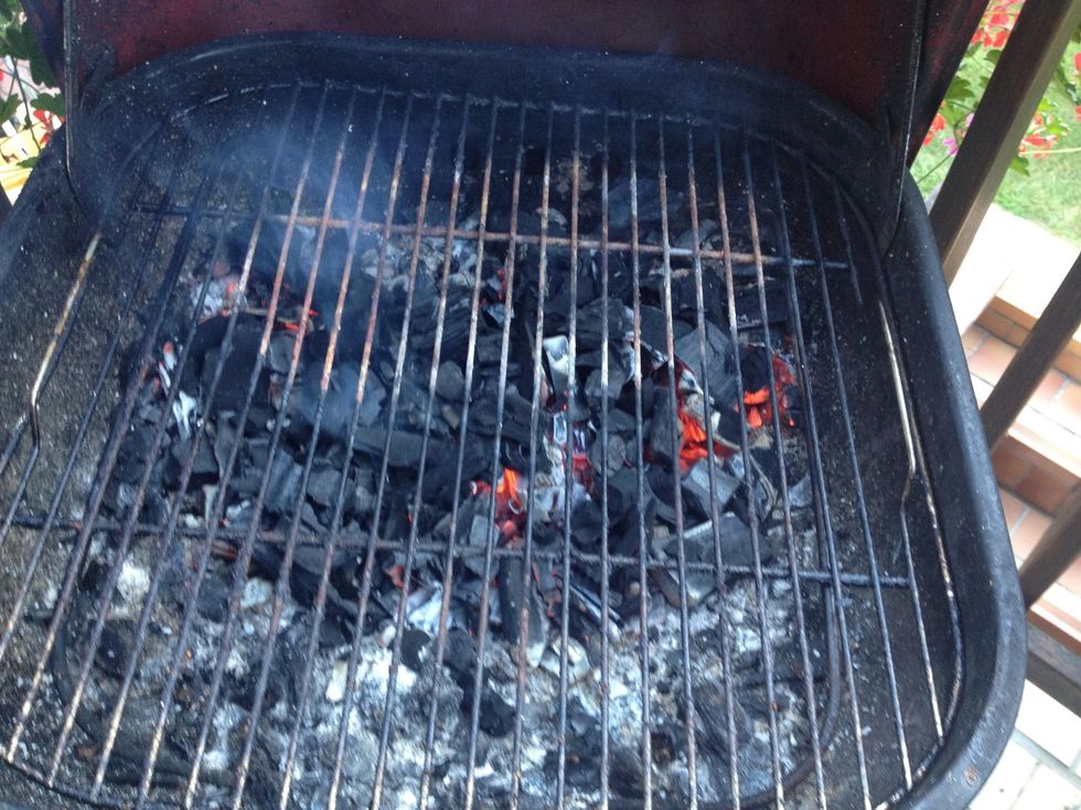 How to start your bbq without firelighters fast and easy B+C Guides