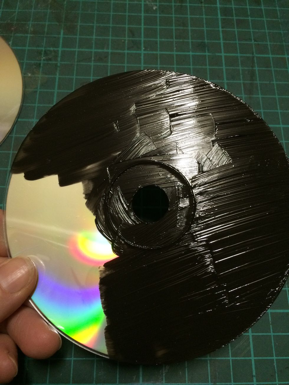 How to decorate and reuse old cds B+C Guides