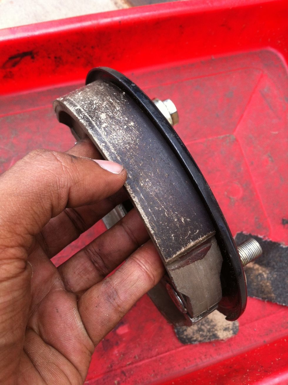 How to change rear brake shoes on royal enfield std 350 B+C Guides