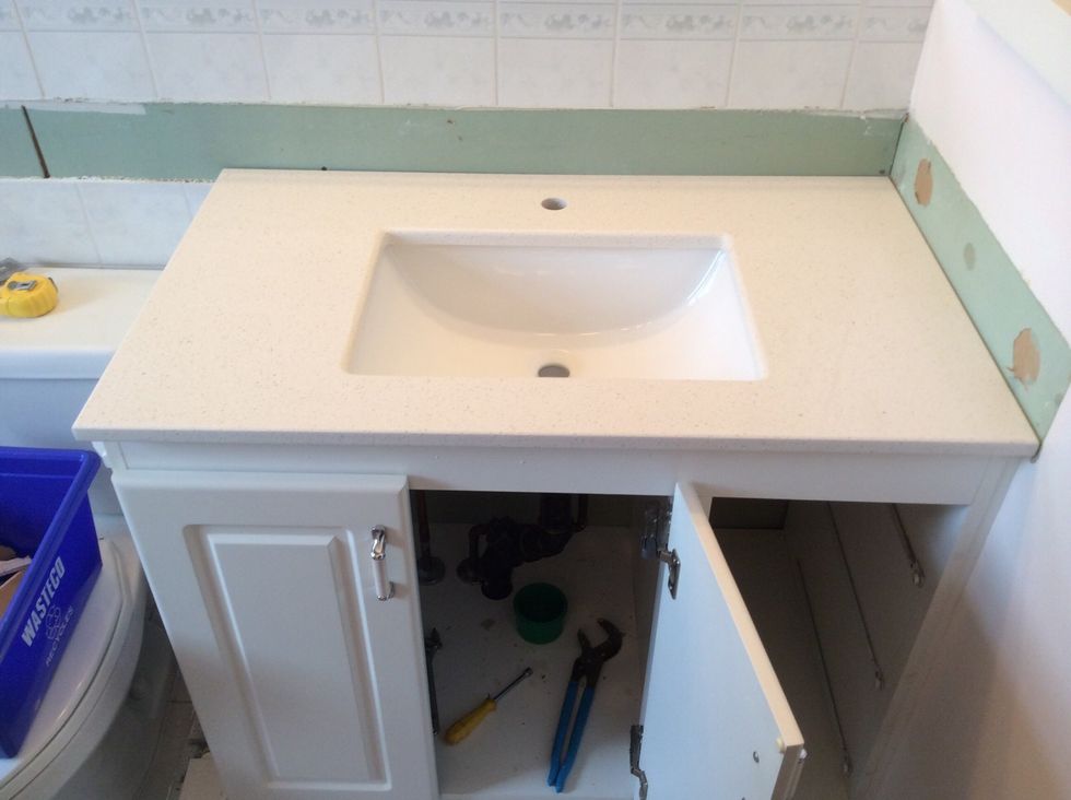 How to remove a vanity counter B+C Guides