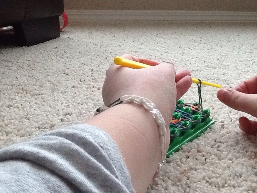 How to create a rubber band ladder bracelet B+C Guides