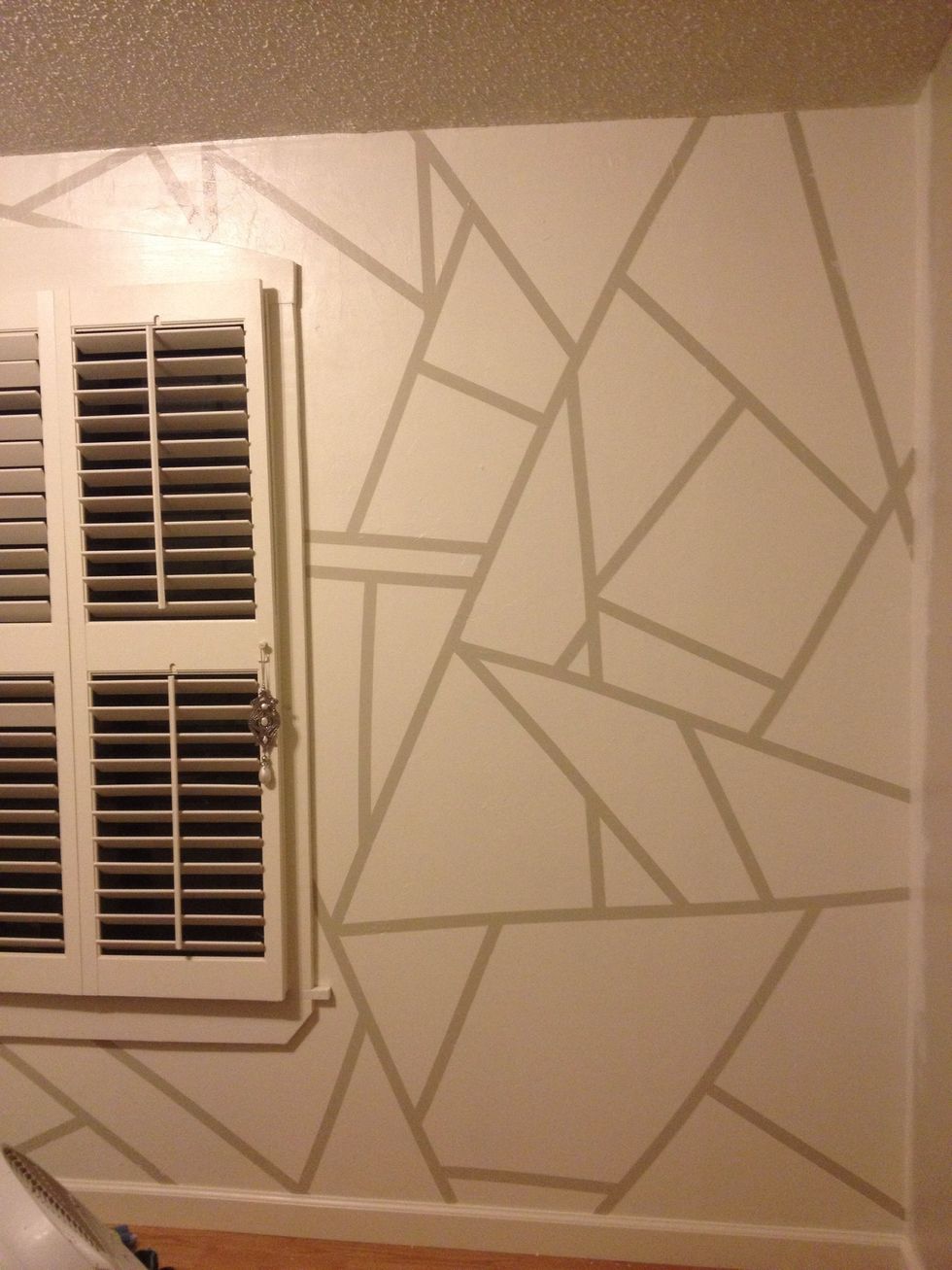 How to paint geometric patterns on a wall B+C Guides