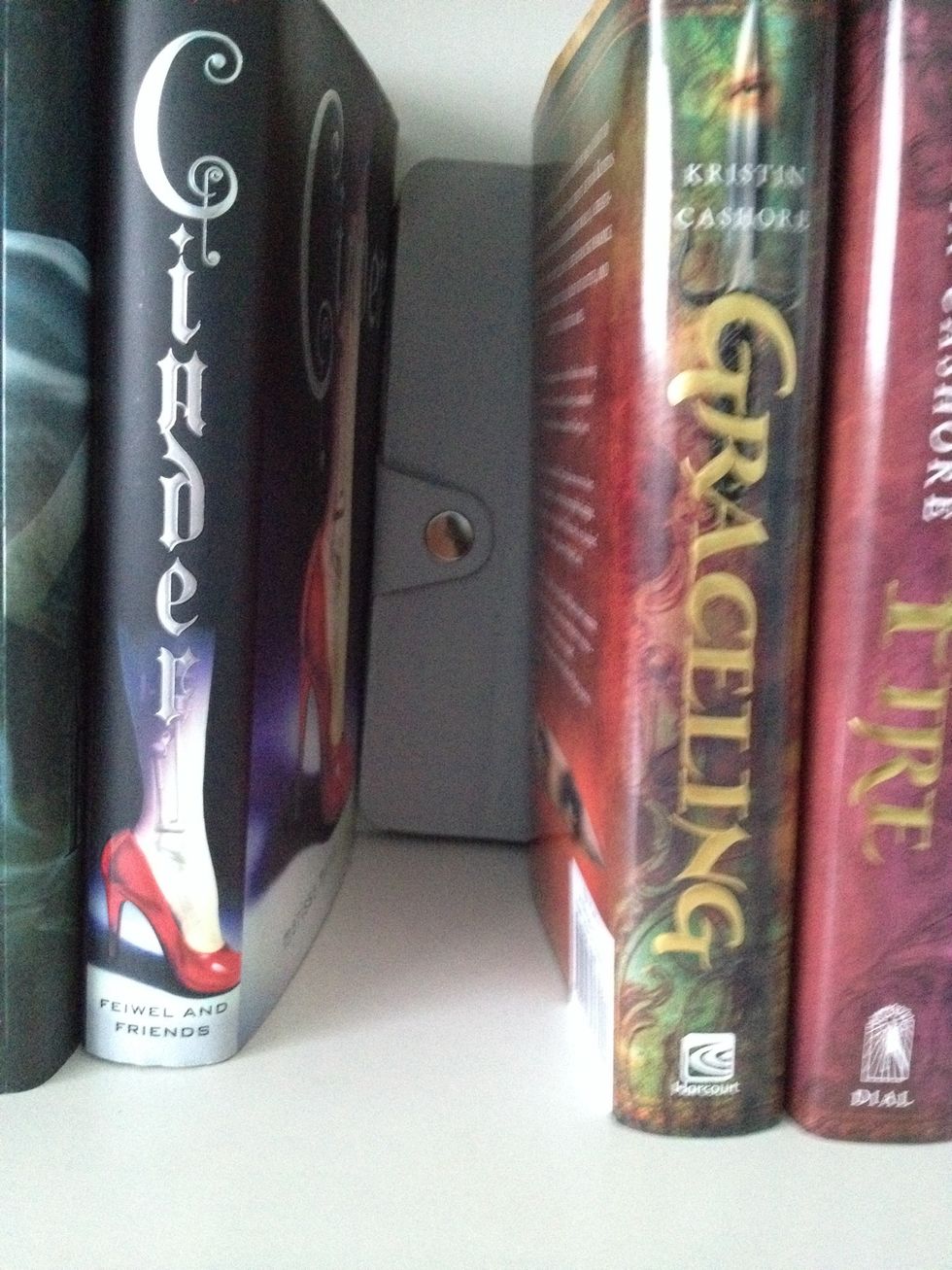 How to hide things in your room B+C Guides