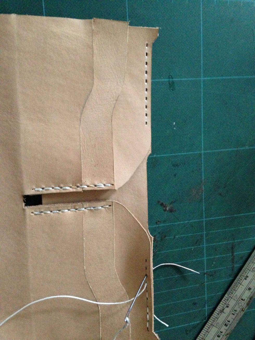 How to make a leather wallet with secret compartment B+C Guides