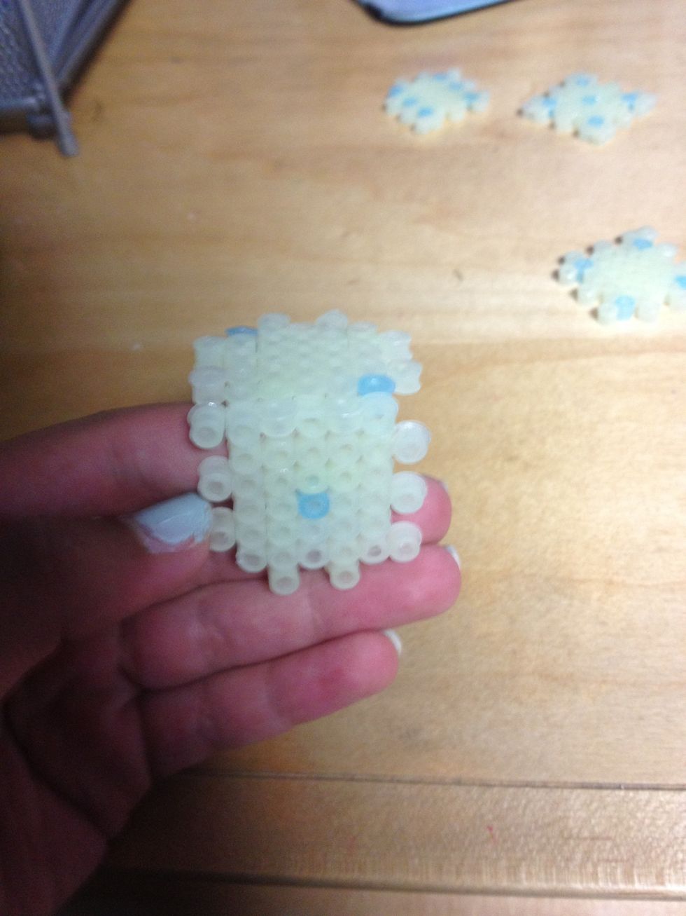 How to make a 3d perler bead dice! - B+C Guides