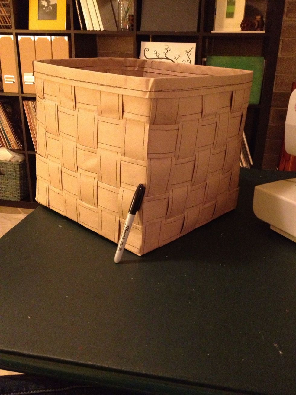 How to make a basket out of packing or craft paper B+C Guides