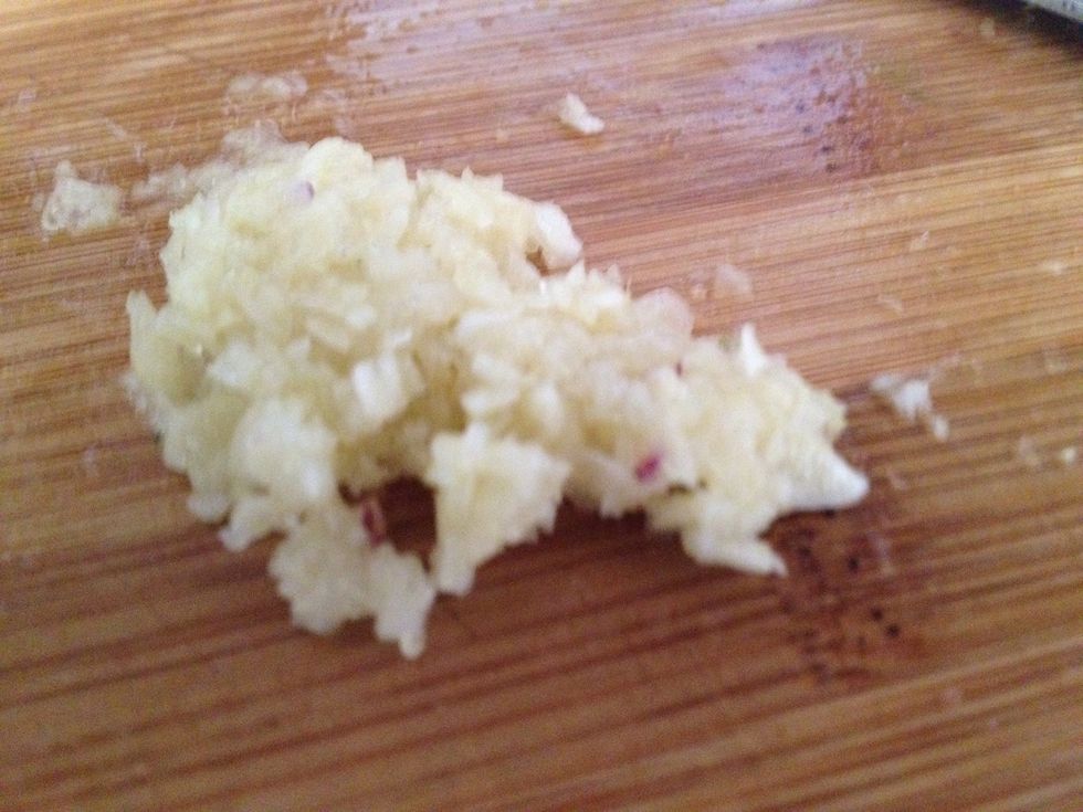 How to smash garlic without a garlic press B+C Guides