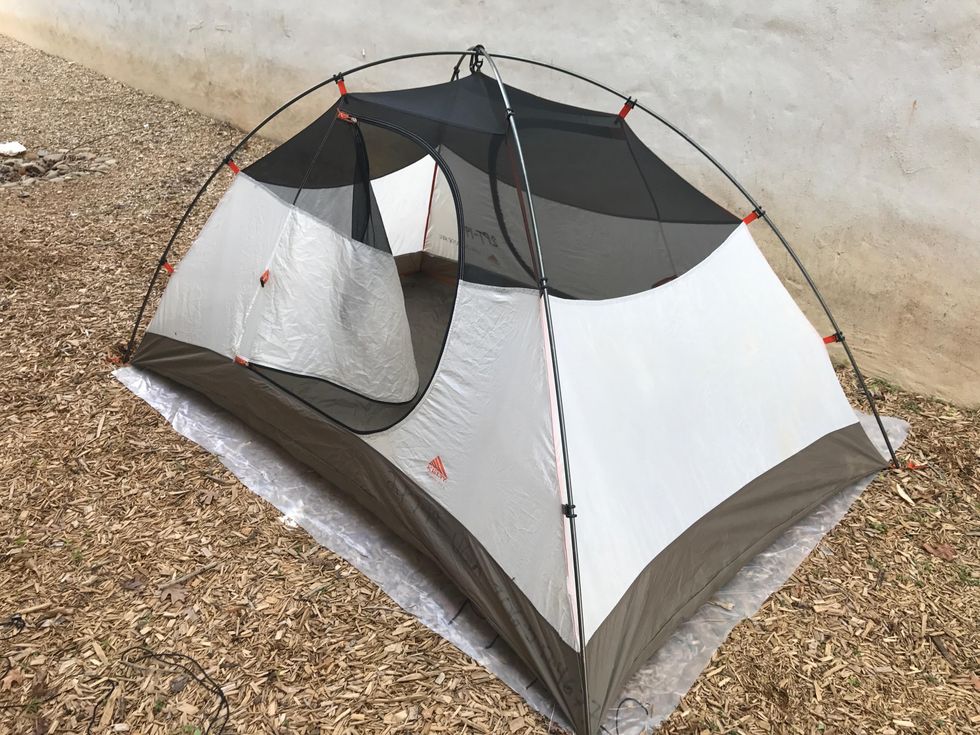 How to build a tent B+C Guides
