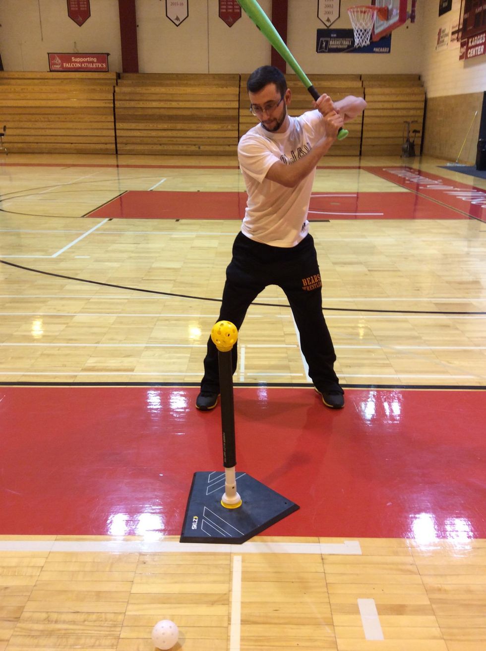 How to swing a baseball bat B+C Guides