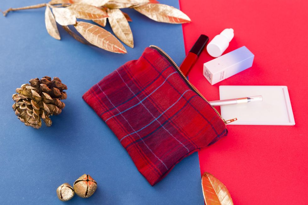 How to repurpose a flannel shirt into a no sew zip clutch B+C Guides