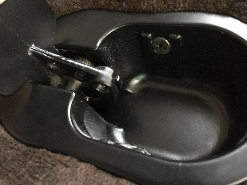 How to fix a broken recliner B+C Guides