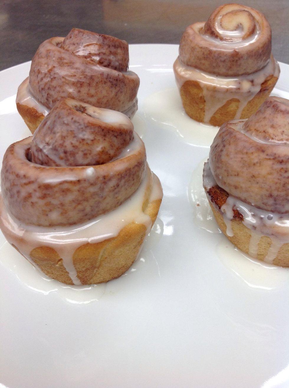 How to bake cinnamon rolls in a combi oven B+C Guides