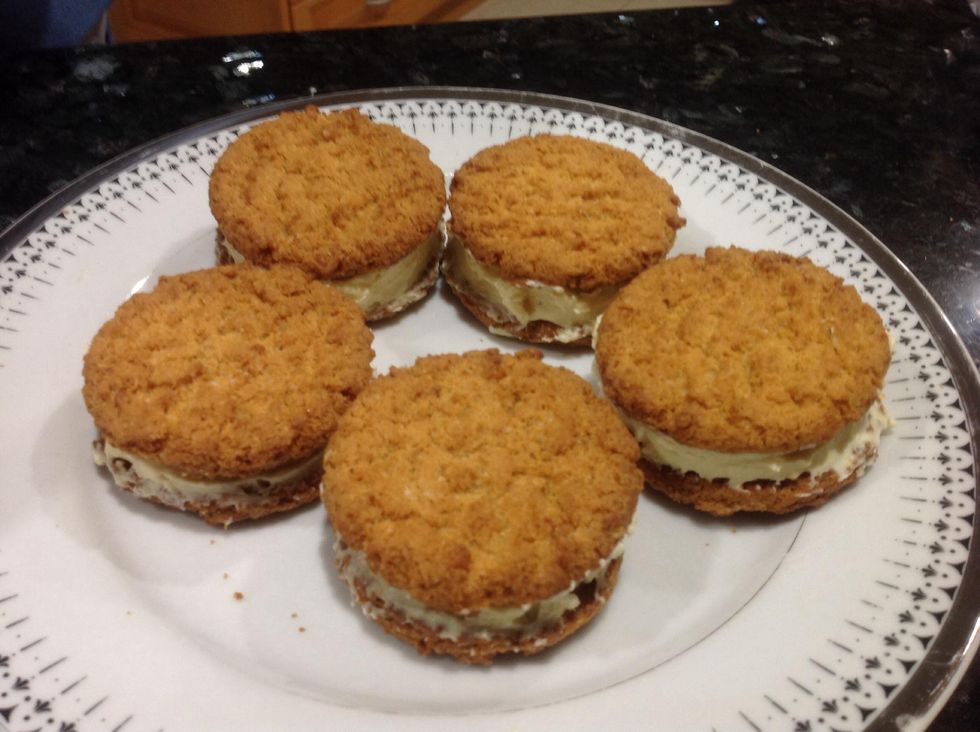 How to make butternut snap cookies B+C Guides