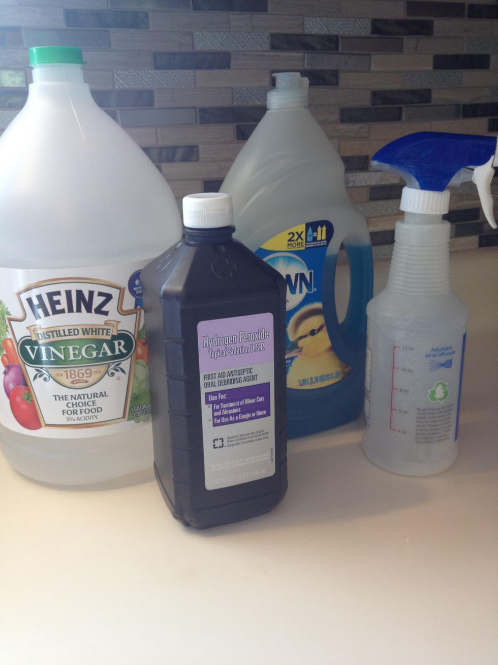 How to make a homemade shower cleaner B+C Guides