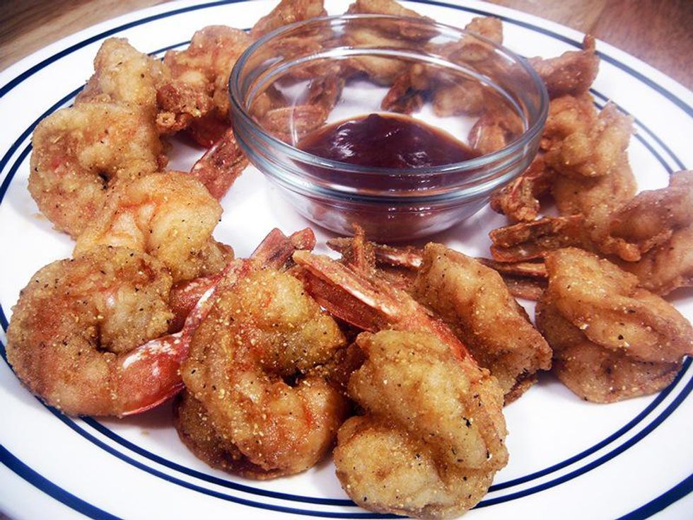 How to cook the perfect fried shrimp - B+C Guides