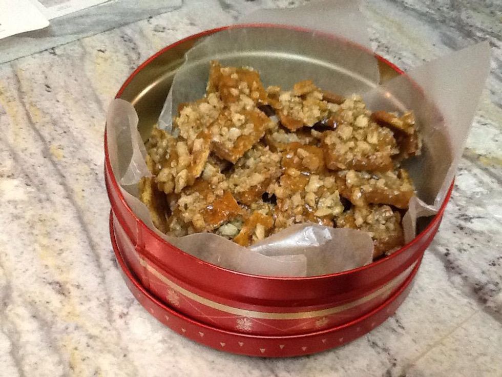 How to bake pecan graham cracker brittle B+C Guides