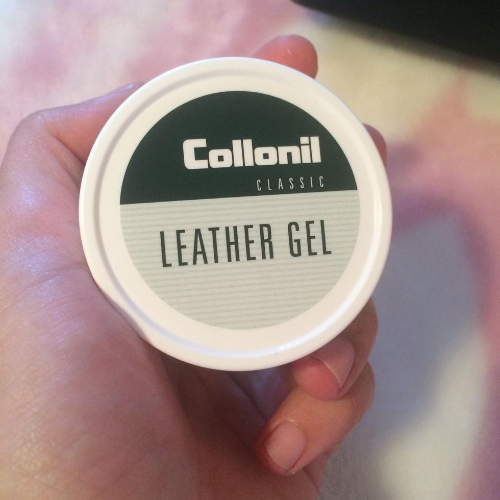 How to clean your fabric and leather bags (burberries) B+C Guides