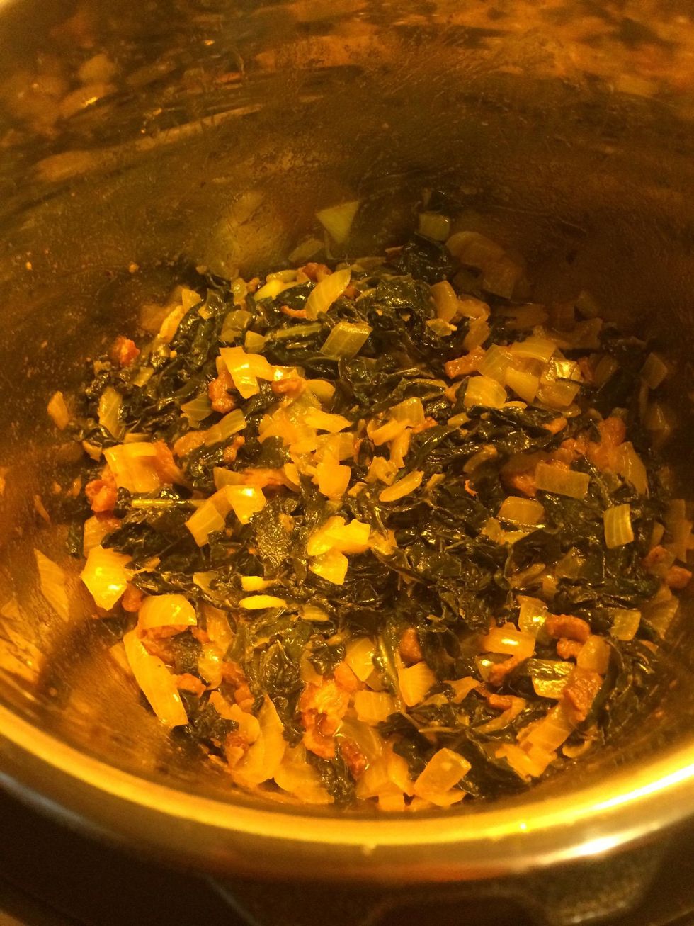 How to cook kale with bacon and onions in the instant pot B+C Guides